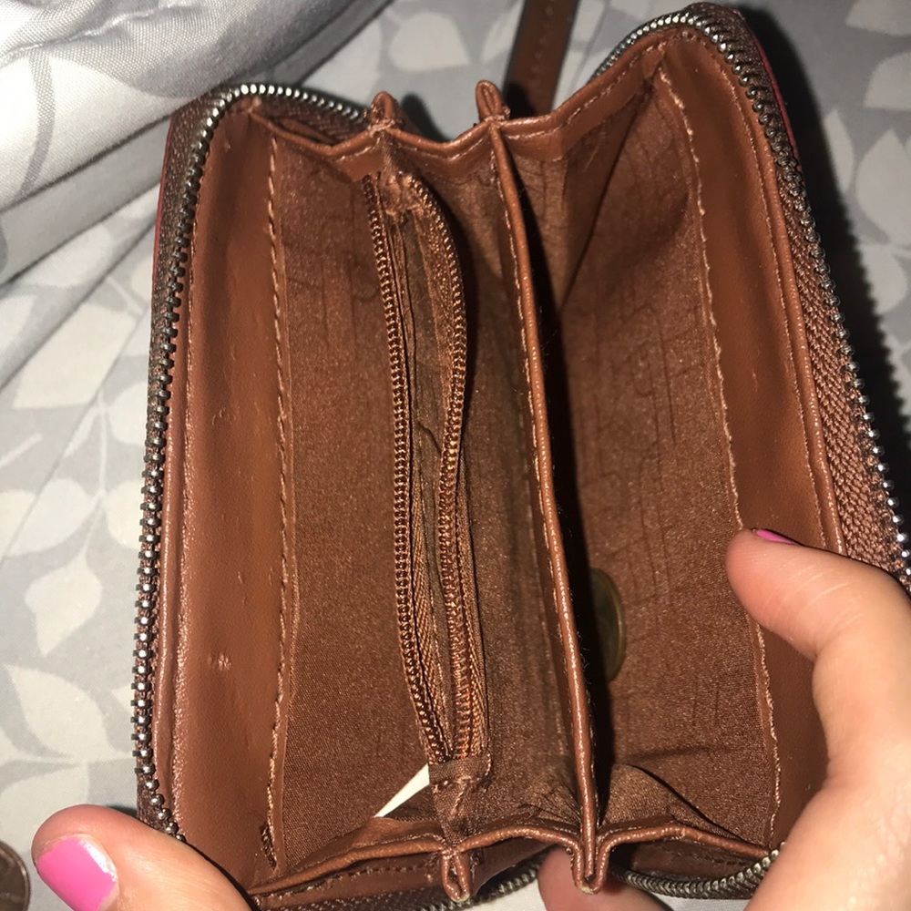 wallet - Picture 2 of 3
